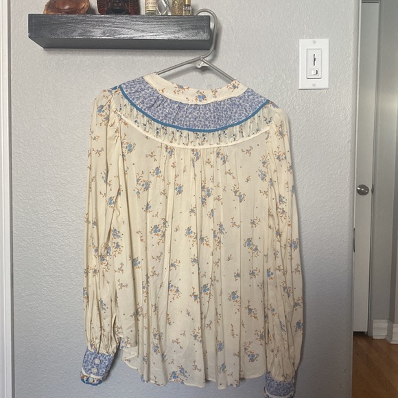 Never used- Free People blouse! Msg for other pictures:) - Picture 3 of 3